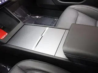 Tesla Model 3 2024 AWD Long Range 4dr Sedan