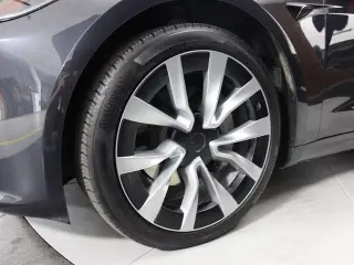 Tesla Model 3 2024 AWD Long Range 4dr Sedan