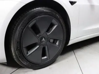 Tesla Model 3 2022 AWD Long Range 4dr Sedan