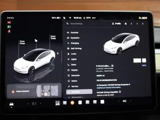 Tesla Model 3 2022 AWD Long Range 4dr Sedan