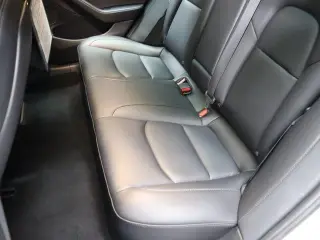 Tesla Model 3 2022 AWD Long Range 4dr Sedan