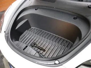 Tesla Model 3 2022 AWD Long Range 4dr Sedan