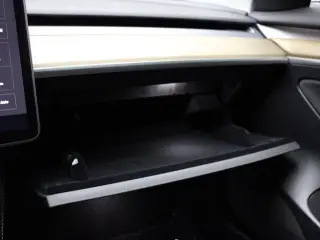 Tesla Model 3 2022 AWD Long Range 4dr Sedan