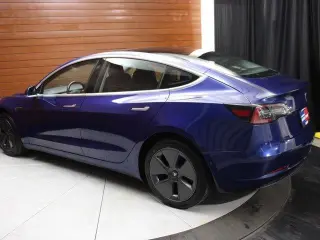 Tesla Model 3 2019 AWD Performance 4dr Fastback