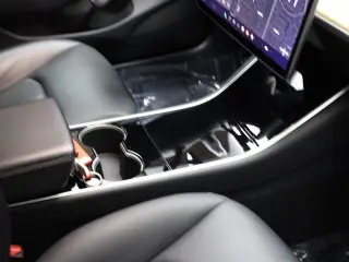 Tesla Model 3 2019 AWD Performance 4dr Fastback