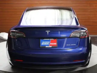 Tesla Model 3 2019 AWD Performance 4dr Fastback