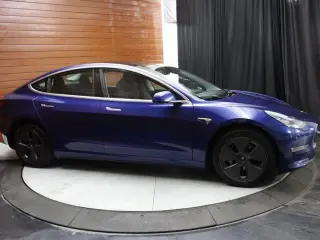 Tesla Model 3 2019 AWD Performance 4dr Fastback