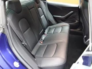 Tesla Model 3 2019 AWD Performance 4dr Fastback