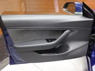 Tesla Model 3 2019 AWD Performance 4dr Fastback