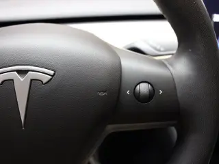Tesla Model 3 2019 AWD Performance 4dr Fastback