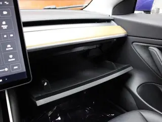 Tesla Model 3 2019 AWD Performance 4dr Fastback