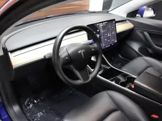 Tesla Model 3 2019 AWD Performance 4dr Fastback