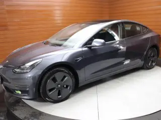 Tesla Model 3 2022 AWD Long Range 4dr Sedan