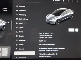 Tesla Model 3 2022 AWD Long Range 4dr Sedan