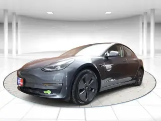 Tesla Model 3 2022 AWD Long Range 4dr Sedan