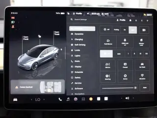 Tesla Model 3 2022 AWD Long Range 4dr Sedan