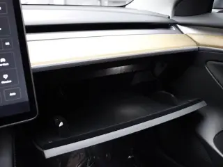 Tesla Model 3 2022 AWD Long Range 4dr Sedan