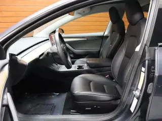Tesla Model 3 2022 AWD Long Range 4dr Sedan