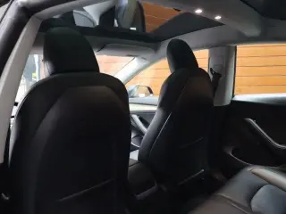 Tesla Model 3 2022 AWD Long Range 4dr Sedan