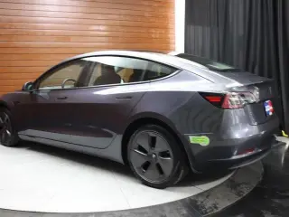 Tesla Model 3 2022 AWD Long Range 4dr Sedan