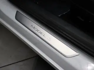 Tesla Model 3 2020 AWD Long Range 4dr Sedan