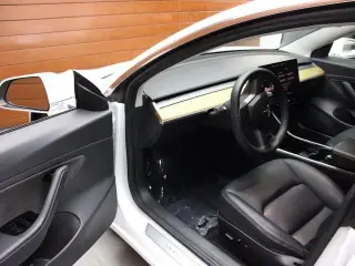 Tesla Model 3 2020 AWD Long Range 4dr Sedan