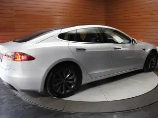 Tesla Model S 2018 AWD 75D 4dr Liftback