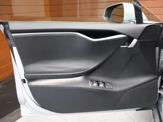 Tesla Model S 2018 AWD 75D 4dr Liftback