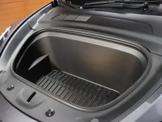 Tesla Model Y 2020 AWD Long Range 4dr Crossover
