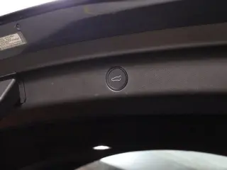 Tesla Model Y 2020 AWD Long Range 4dr Crossover