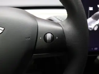 Tesla Model Y 2020 AWD Long Range 4dr Crossover