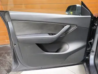 Tesla Model Y 2020 AWD Long Range 4dr Crossover