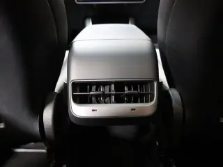 Tesla Model Y 2020 AWD Long Range 4dr Crossover