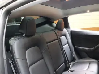 Tesla Model Y 2020 AWD Long Range 4dr Crossover