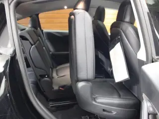 Tesla Model Y 2022 AWD Long Range 4dr Crossover