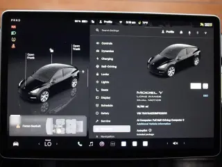 Tesla Model Y 2022 AWD Long Range 4dr Crossover
