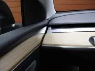 Tesla Model Y 2022 AWD Long Range 4dr Crossover