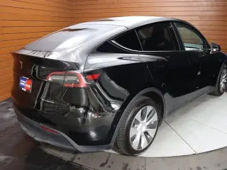 Tesla Model Y 2022 AWD Long Range 4dr Crossover
