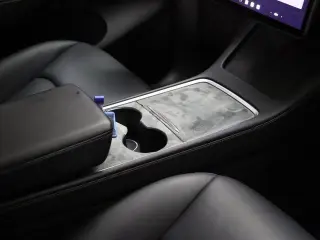 Tesla Model Y 2022 AWD Long Range 4dr Crossover