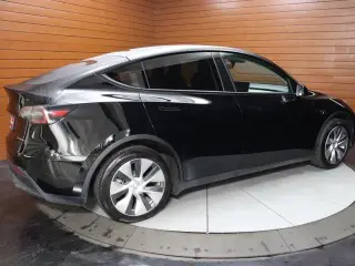 Tesla Model Y 2022 AWD Long Range 4dr Crossover