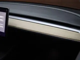 Tesla Model Y 2022 AWD Long Range 4dr Crossover