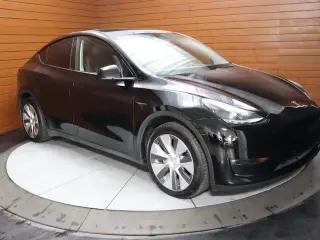 Tesla Model Y 2022 AWD Long Range 4dr Crossover