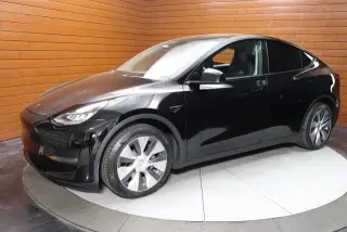 Tesla Model Y 2022 AWD Long Range 4dr Crossover