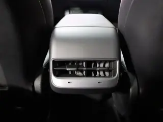 Tesla Model Y 2022 AWD Long Range 4dr Crossover