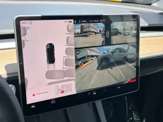 Tesla Model Y 2024 Long Range 4dr Crossover