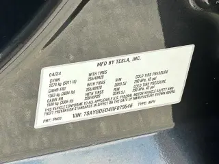 Tesla Model Y 2024 Long Range 4dr Crossover