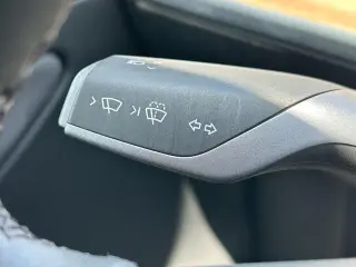Tesla Model Y 2024 Long Range 4dr Crossover