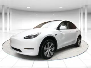 Tesla Model Y 2023 AWD 4dr Crossover