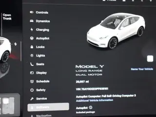 Tesla Model Y 2023 AWD 4dr Crossover
