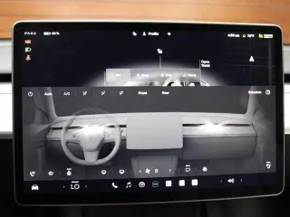 Tesla Model Y 2023 AWD 4dr Crossover